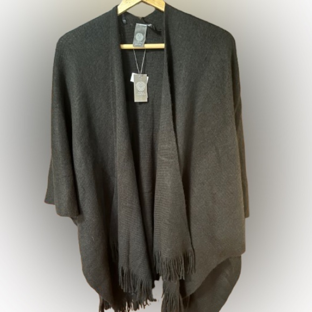 NWT Vince Camuto Women's Black Open-Front Fringe Sweater Cape One Size